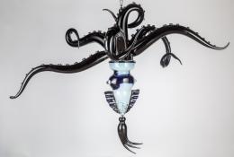 Blue and Black Folpo, 2025, Unique piece, Hanging light sculpture, Hand-blown glass (Maestros Pino Signoretto and Andrea Salvagno), h 120 x Ø 150 cm, ph: F. Allegretto