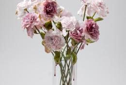 Lilla Tabasso (Milan IT, 1973), Peonie, Unique pieces, Milan, 2025, Murano glass lamp-worked by the artist