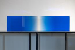 Václav Cigler: GEOMETRIE  Large Blue Entrance  Optical glass  ph. Enrico Fiorese