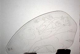 P. Martinuzzi (Venezia, 1933 – 2015), Al Vento (small), early ‘80s, Unique piece, Blown-glass sheet, engraved with diamond pen by the artist, support in wood, 18 x 15 cm, ph. Roberto Marossi