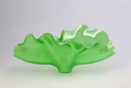 Toots Zynsky, (Boston MA, USA, 1951), Quieto, Unique piece, Providence, 2025, Filet-de-verre: thermoformed Murano glass, threads hand-worked by the artist