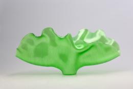 Toots Zynsky, (Boston MA, USA, 1951), Quieto, Unique piece, Providence, 2025, Filet-de-verre: thermoformed Murano glass, threads hand-worked by the artist