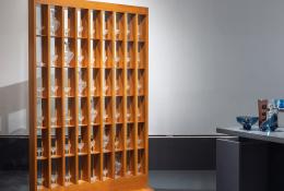 Martin Szekely, Glass Cabinet, 1996, cedarwood and hand-blown curved glass, ph. Enrico Fiorese