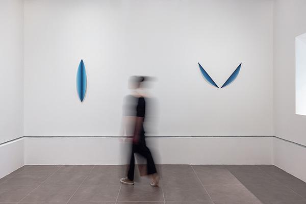Jessica Loughlin - an unexpected blue